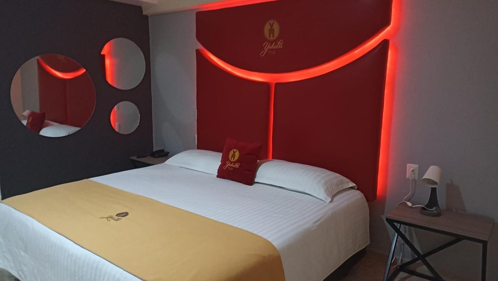 Jilotepec de Abasolo Hotel Yahalis מראה חיצוני תמונה